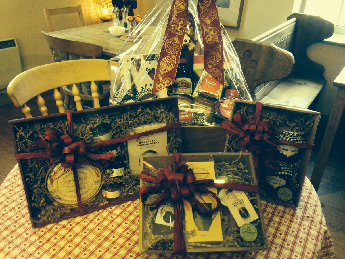 GilmortonStore's tweet photo. It's that time of year again, the hamper elves are back!! If you would like a fantastic bespoke hamper, get in touch http://t.co/ih1PEIEoXP