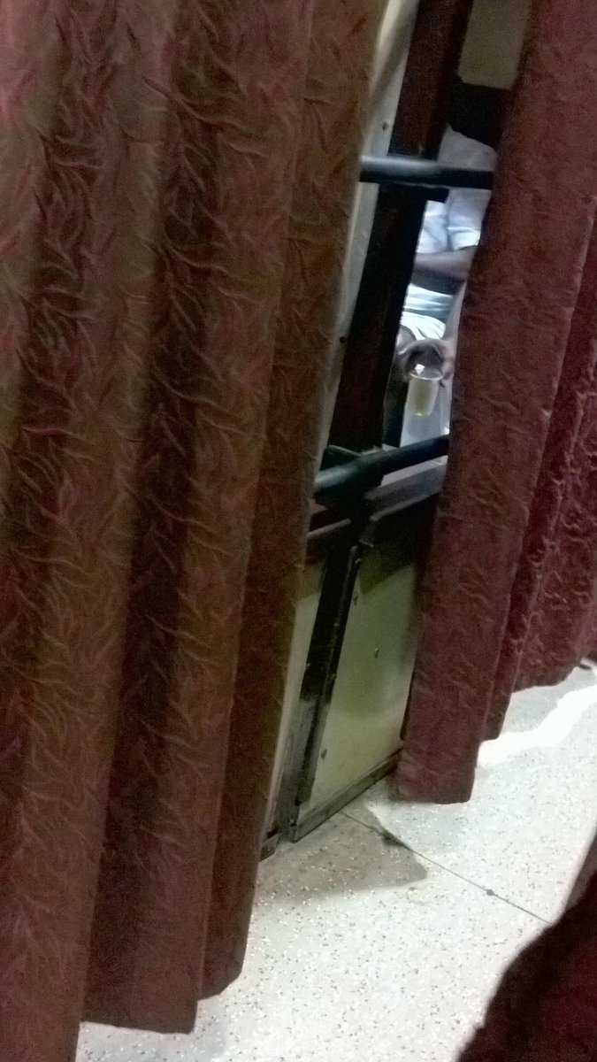 priya_rsgp's tweet photo. a frustrating that happened to my mom &amp; I..@sureshpprabhu http://t.co/Yoh3h3L1mr http://t.co/6RANxAsqPm