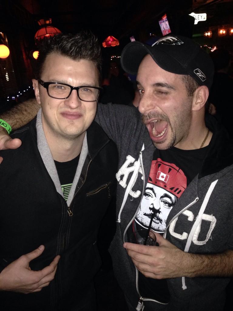gimm3abreak's tweet photo. @ChiveNation when's the Toronto gallery hitting our viewing pleasure? #iwannasee #KCCO #chivemeetup #ChiveNation http://t.co/wnAJFHPFMI