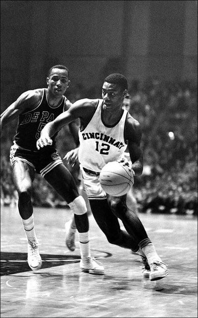 Happy Birthday to my idol and a mentor to me Oscar Robertson! Happy Birthday 