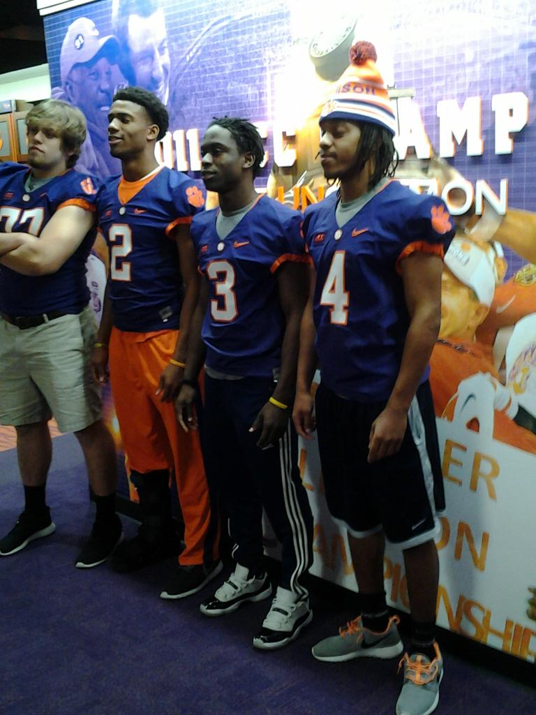 coachsmithvand4's tweet photo. Great weekend in Death Valley http://t.co/HkHjHZA8D7