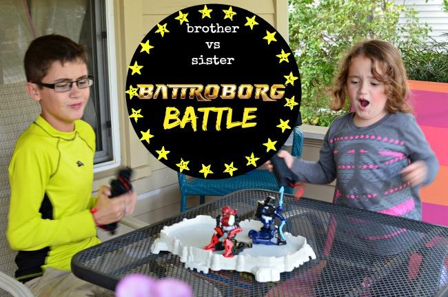 MCGPlus's tweet image. Holiday #GiftGuide: @Battroborg Warrior Arena. Kids can customize and battle wirelessly! bit.ly/1xP24h2