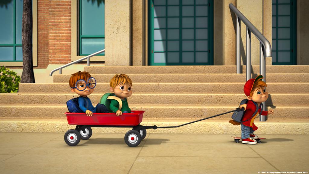 The_AwesomeMunk's tweet photo. Me and My Bros @The_SmartMunk An @The_SweetMunk Going to School http://t.co/q2LIZt9TYq