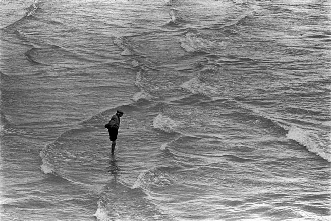 OSAImages's tweet photo. #onephotoaday
Crédit: Elliott Erwitt http://t.co/DzMQsbvqHA