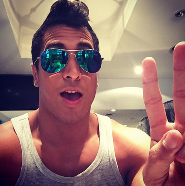 Franger Huz  ∞ tweet media