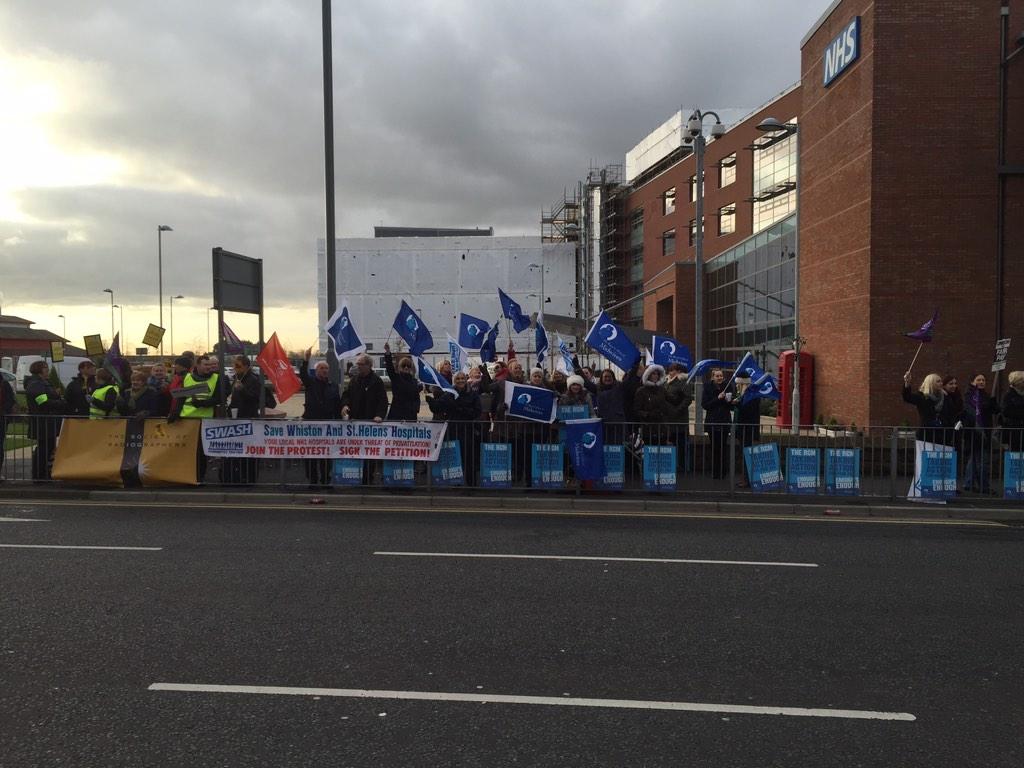 BambinoBambina's tweet photo. @MidwivesRCM #fairpayformidwives #NHSstrike #NHSpay http://t.co/19cYYNRVdH