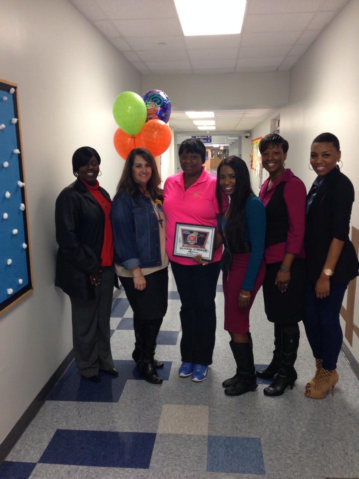 smithelem66's tweet photo. Congrats to Ms. Williams who received the Great Day Houston Red Apple Award for the month of November. #smithlc http://t.co/RPI3l2BRN5