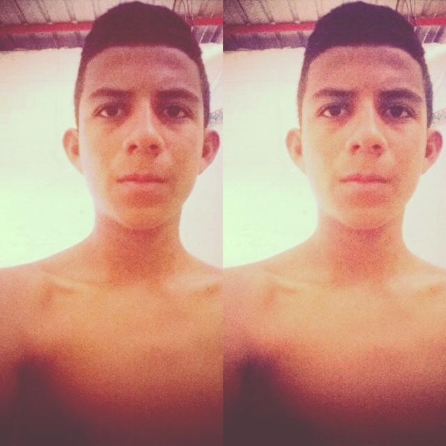 11josebravo_11's tweet photo. #Simplemente_yo http://t.co/v9b49Gw8HL