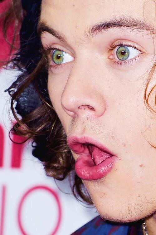 AcaciaRPGLA2's tweet photo. Larry c'est un puant aussi. http://t.co/H9jLNyGl1m