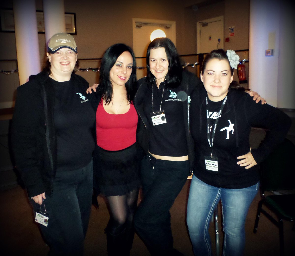 NikkiScarlet006's tweet photo. @PARACONUK Had the best time with these girls <3 @AEGTrimble @Legwynis @mjventouris http://t.co/8EHOfjhq6I