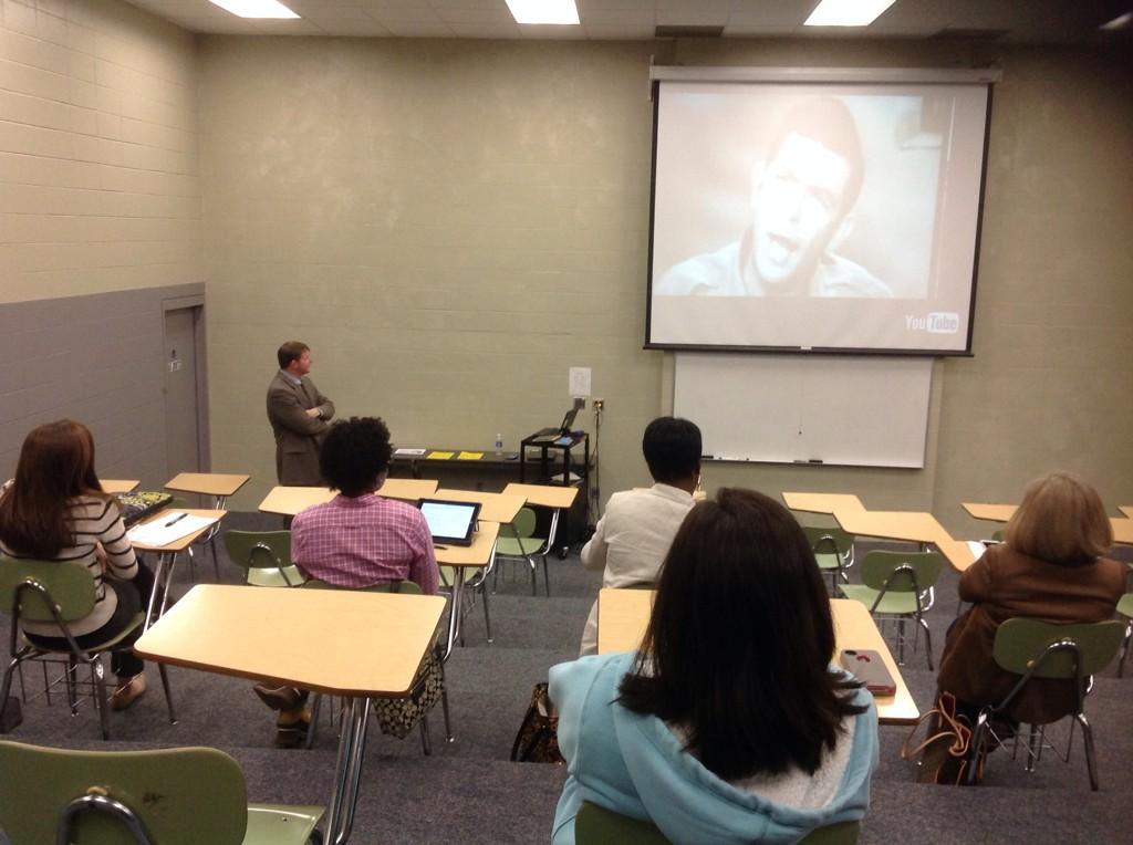 Amykat47's tweet photo. Learning about motivation from Andy Griffith @HCSLetsPlay http://t.co/QMZhsvwYkB