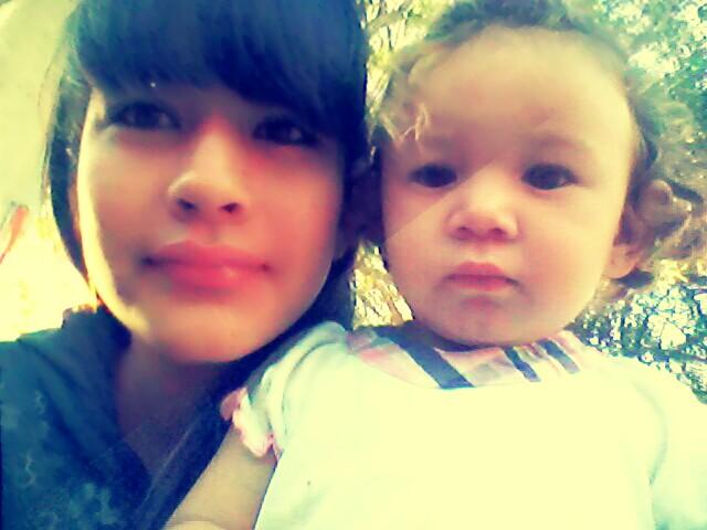 CadenaValles's tweet photo. Mi BB hernosa... maday http://t.co/a8nKC4GjfM