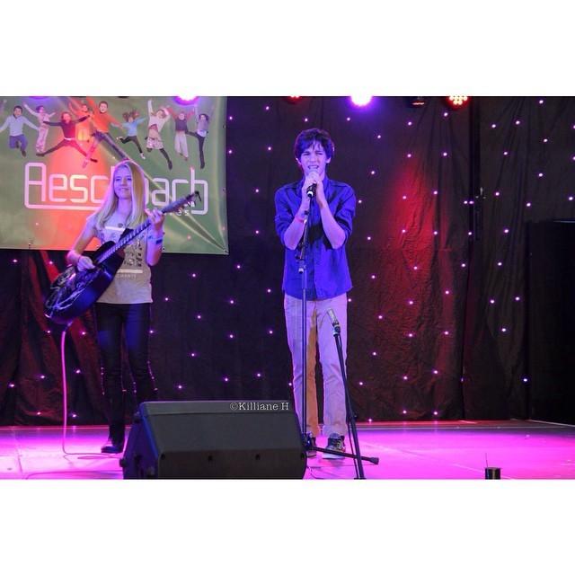 TheVoiceKidsPH's tweet image. Expo Junior, 22.11.14
Killiane (plus de photos sur notre page Facebook) 
#PaulSilve #TheVoiceKids