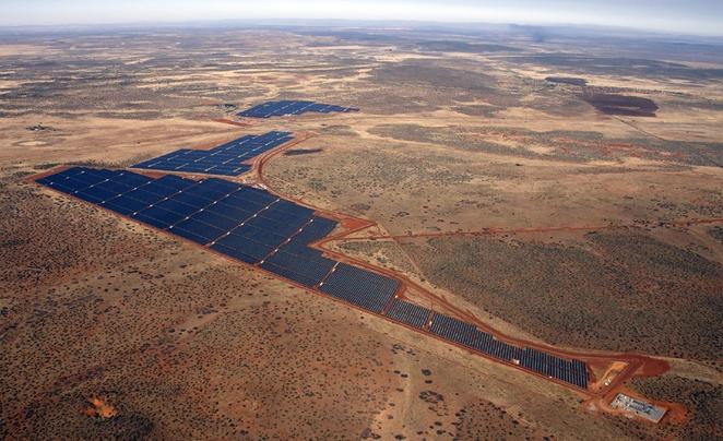 EcoCraigJones's tweet photo. Africa's largest solar farm (325,480 PV modules) is now fully operational http://t.co/uYYiH4oGAu http://t.co/UuZqgN0wQ1