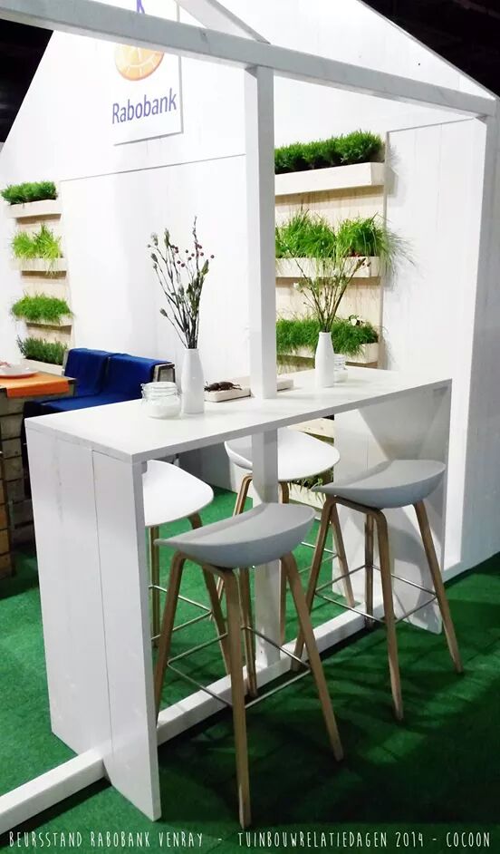 TROTS! Vandaag n mooi project mogen opleveren. Ontwerp, uitvoering en styling van de beursstand van @RaboHorstVenray