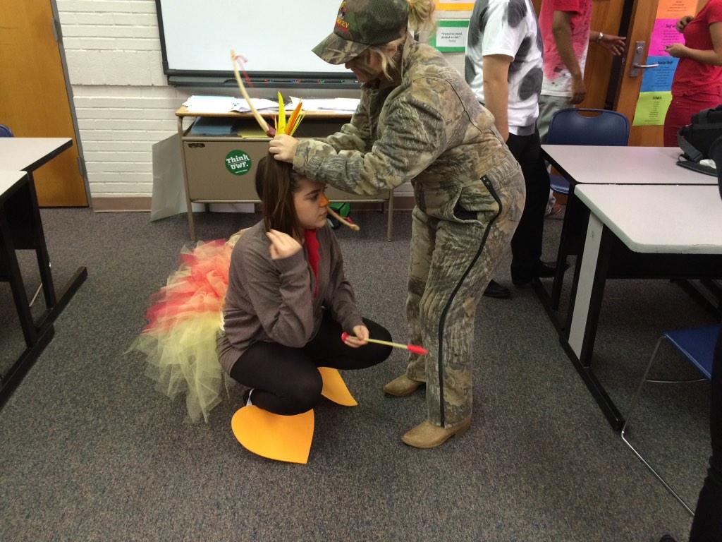 EricaLinnn's tweet photo. The Hunter & her turkey take the prize ππ #comPIEtition π http://t.co/XjmLc4h59g