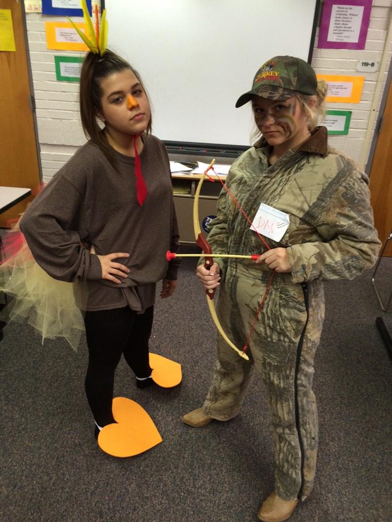 EricaLinnn's tweet photo. The Hunter & her turkey take the prize ππ #comPIEtition π http://t.co/XjmLc4h59g