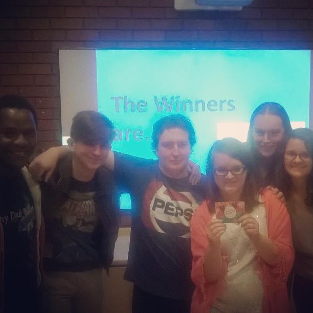 Sidwantsacookie's tweet image. Won the @WolvesCU quiz tonight and a £50 Nando's card. Go team!
