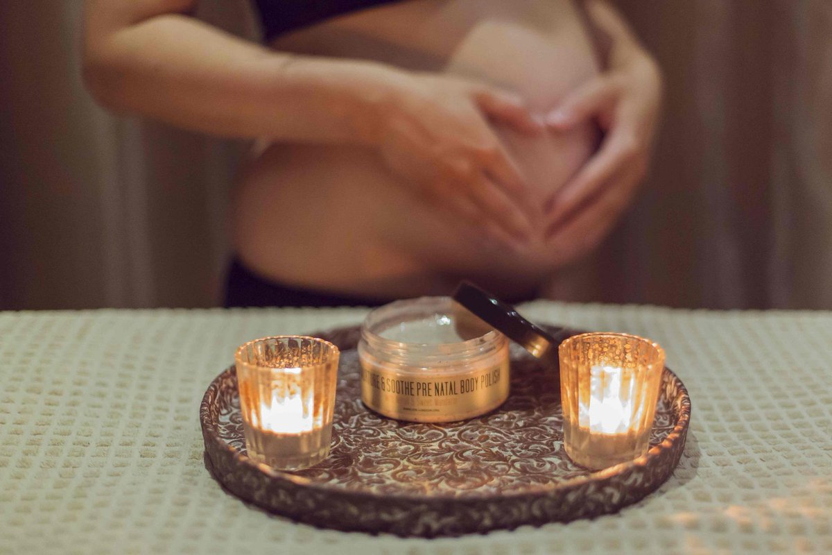 spaexperienceuk's tweet image. #Pregnant? Fancy some #pamering? Try @spalondon #prenatal &amp;amp; #Gold body polishes. Avoid stretchmarks &amp;amp; stay moistured
