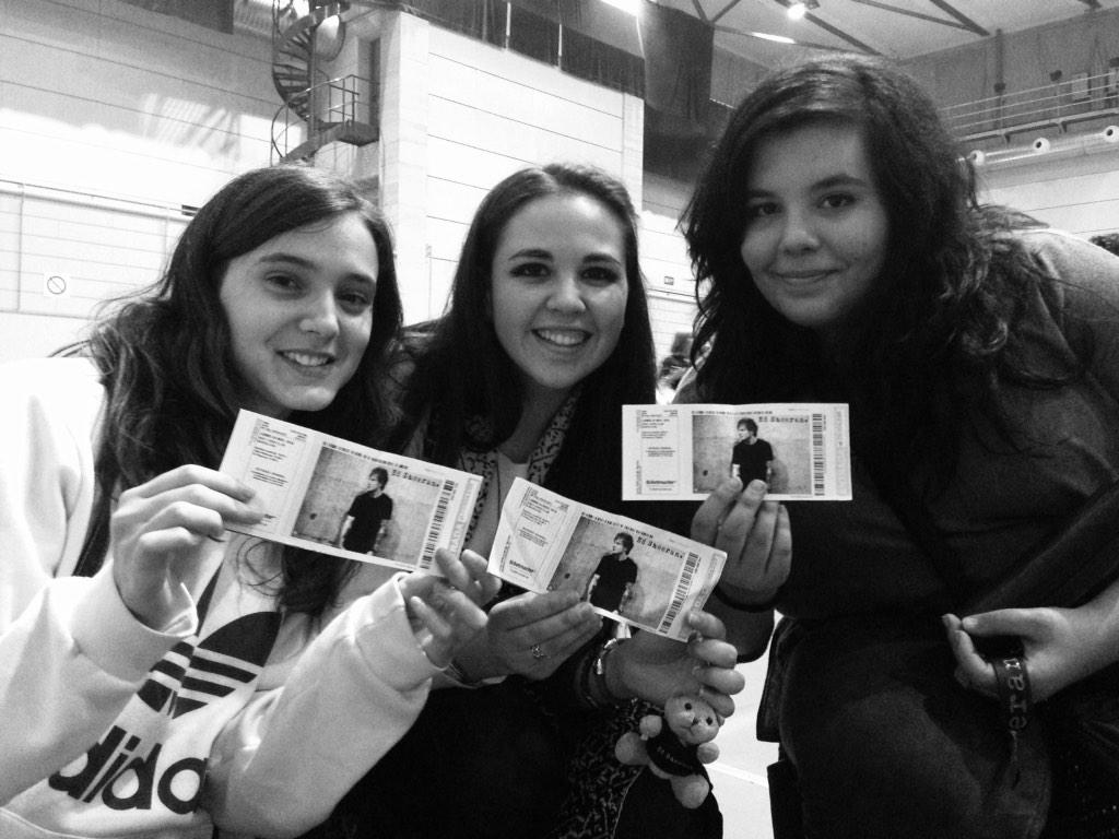 Sandra_4_'s tweet photo. Thanks for tonight @edsheeran Barcelona loves you, come back!! http://t.co/RNC5q2Tfse