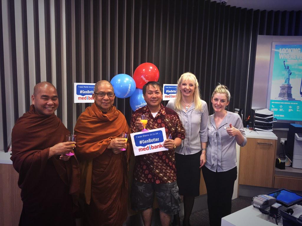 ashleigh_b86's tweet photo. First THANK YOU customers 😊 #genbetter http://t.co/MdNZ8sqIk1