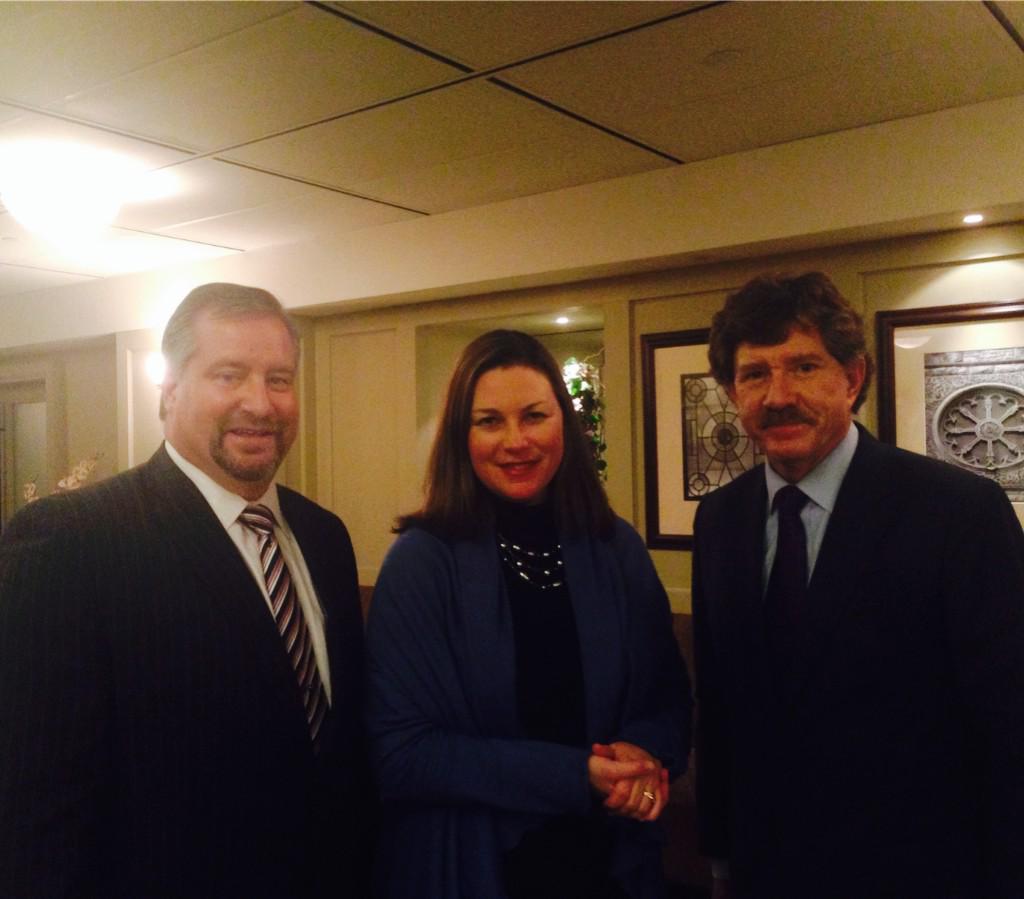 CFifeKW's tweet photo. It was great to meet Michael Brooks from @REALpac_News with @M_Mantha tonight at Queen's Park. #pac2014 #onpoli http://t.co/zNRvT5cKr7