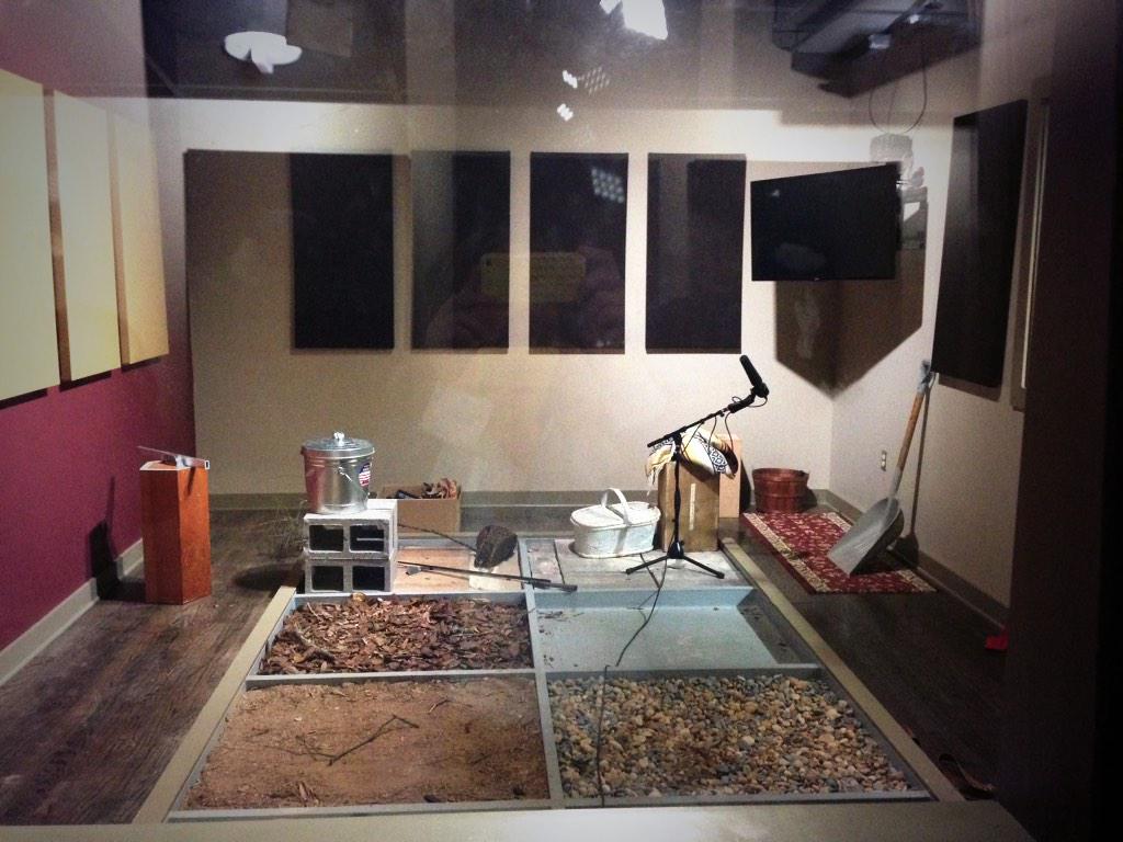 randi_xcx's tweet photo. #SoundMixing in the #FoleyRoom at the #FilmSchool http://t.co/KQLOlF6TUb