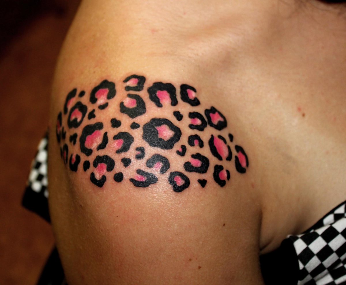 http://www.tattoosa.com/tattoos/leopard-print-tattoo-by-jordana-hawen-leopa...