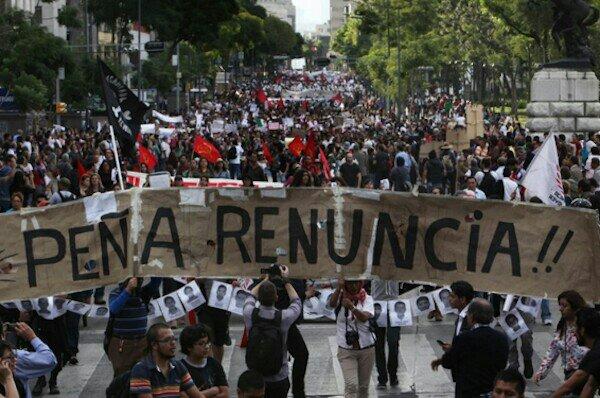 alfredoleyva11's tweet photo. #YaMeCanse no solo normalistas piden la renuncia, millones de mexicanos queremos mas del 65% @EPN #EPNrenuncia30Nov http://t.co/yudGDrsK1p