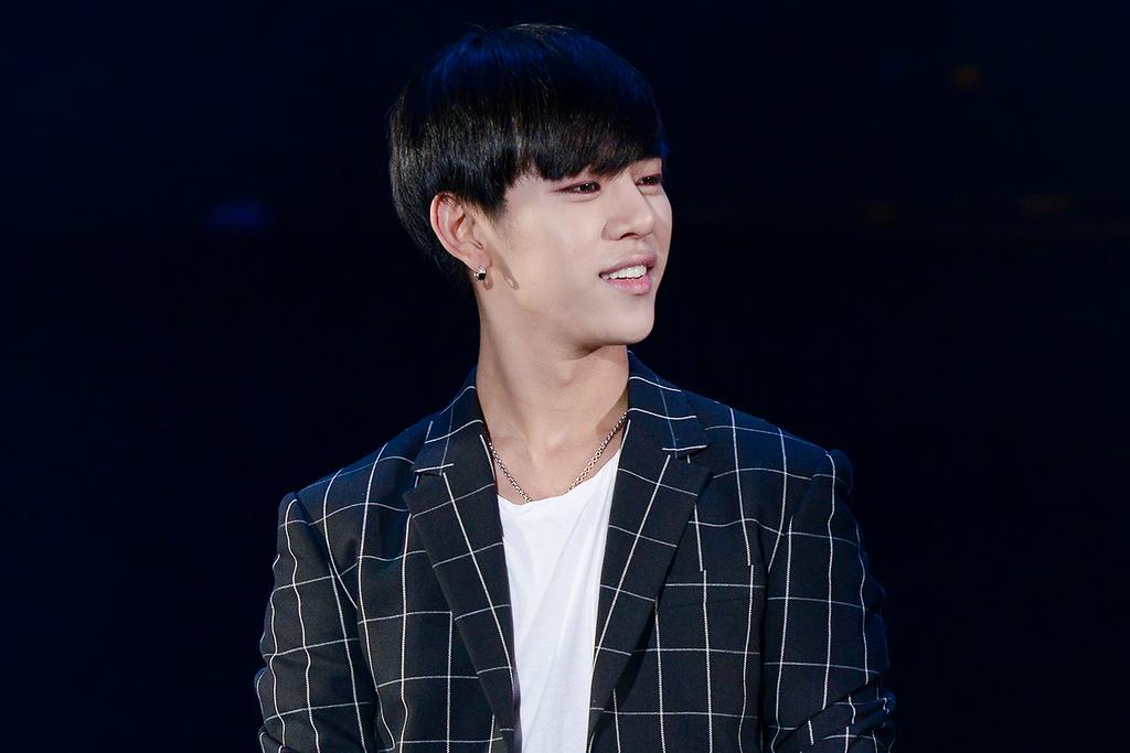 meetyoo124's tweet photo. #meetyoo 예전에 넘 이뻐서 보정해둔건데.. 대혀나고마오 넌 여전히 너무너무 착하구 이뿌당.. (고화질 http://t.co/rINe8zpBGu) http://t.co/5s2GrivYQS