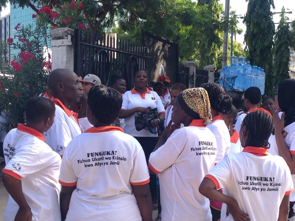 Embedded image permalink