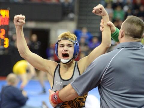 BennykKlister's tweet photo. Goals in life. #workforgold #hailbigmike http://t.co/M1giOUPOBD