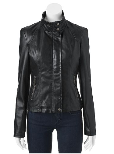 Kohls's tweet photo. White shirt, black leather jacket. That's how you sing in the key of fashion. #VoiceTopTen http://t.co/T1ZMI53fnJ http://t.co/nhLmm3afq5