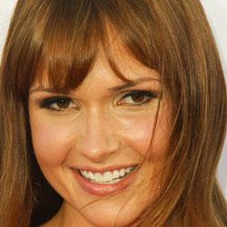 Happy Birthday! Valerie Azlynn - TV Actress from United States(Connecticut), Birth...  