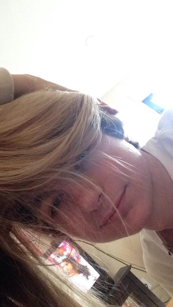 heathlovesmars's tweet photo. #mcm to my beautiful blonde babe 💗 @_kevin______  #gospongebob http://t.co/zx6XjtXL91