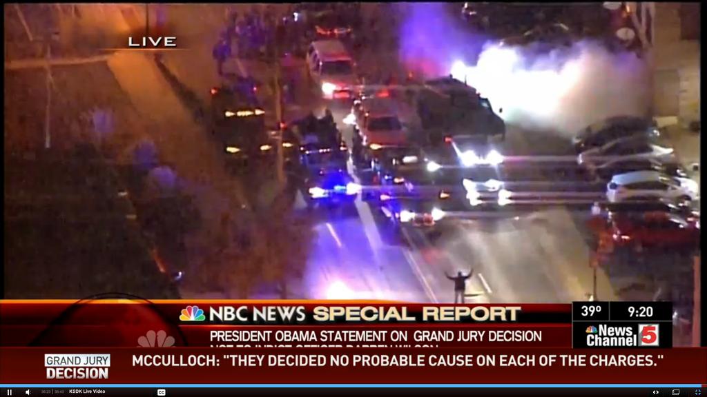 ZachFDesigns's tweet photo. Reminds me of Tank man. #Ferguson #FergusonDecision http://t.co/nR8de9WMAj