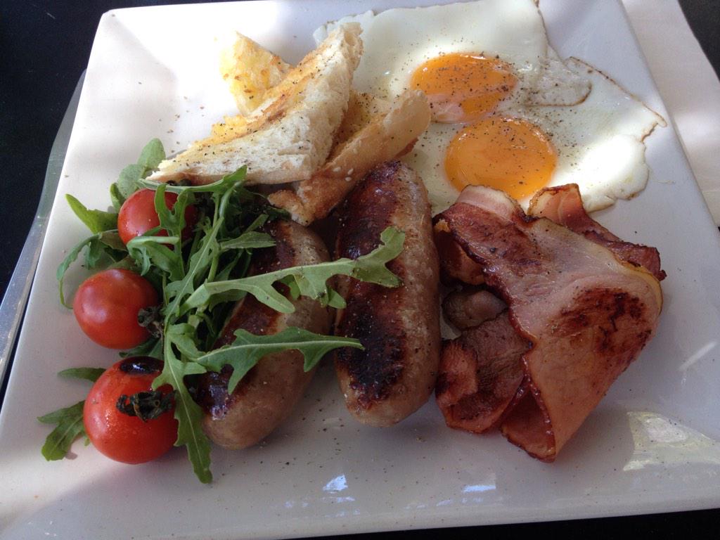 A nice little breakfast. The limited menu was good, the coffee was sensational. Unfortunately let down by location.