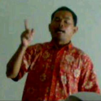 opusB_ZoOD's tweet photo. Slamat hari guru. Ambu ,pa engkos, pa kusdinar. #Hariguru http://t.co/tJDRc3aNcL