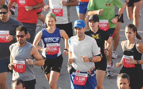 runnersworld's tweet photo. Racing soon? Here's how to plan ahead for the days and hours leading up to it. http://t.co/3Kx9au9H3c http://t.co/6ZV7YEarvs