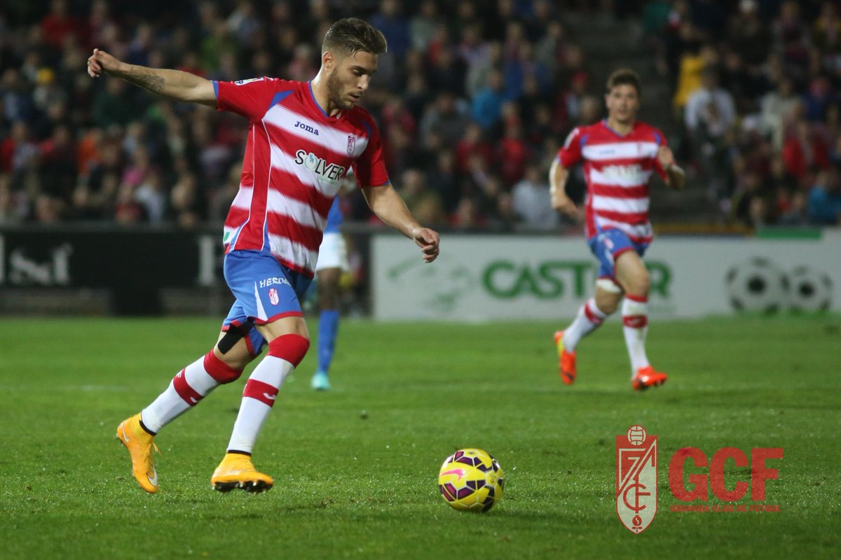 GranadaCF's tweet photo. FOTOS | Ya puedes ver las imágenes del #GCFvsUDA que se disputó anoche en Los Cármenes: http://t.co/drqW0AnSC7 http://t.co/TPZvJYUs9q