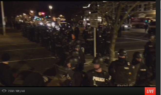 TrimbleCaster's tweet image. Live: Cops blocking a small group of protestors: