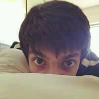jeshdesh's tweet photo. @Actordanush 
lets take a selfhi pulla 
give me ya ummma.... http://t.co/YvMigC5tW8