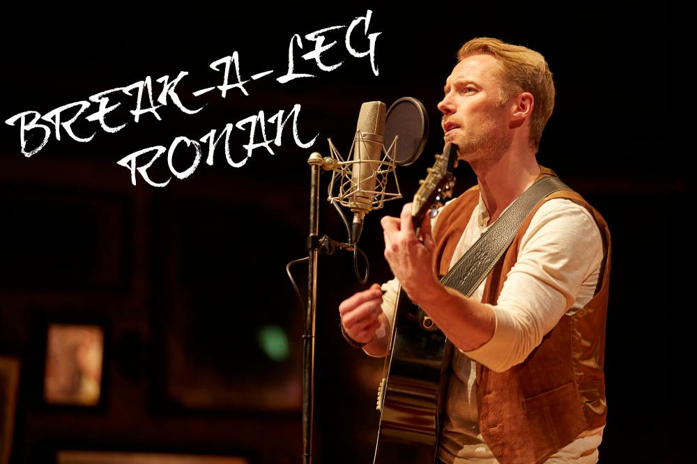OnceMusicalLDN's tweet photo. Wish our @RonanOfficial a great Opening Night for this evening! Break-a-leg Ro' 👍 🎸 🎼 #OnceRonan http://t.co/TnYOnQlAiE
