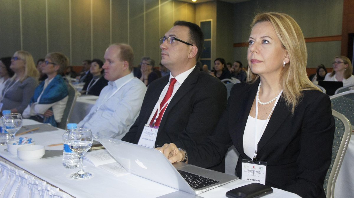 orcunmadran's tweet photo. Hemen her toplantımızda bizden desteklerini esirgemeyen dostlarımız ;) @tekinays1 @turkgultekin #ickm2014 #imcw2014 http://t.co/56HwkNB4Nr