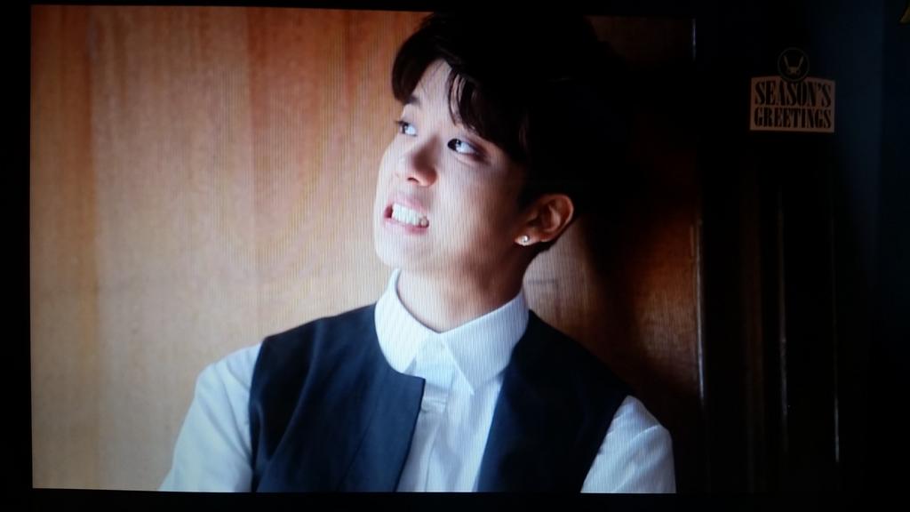 B3RddyWCUAEh92_.jpg:large