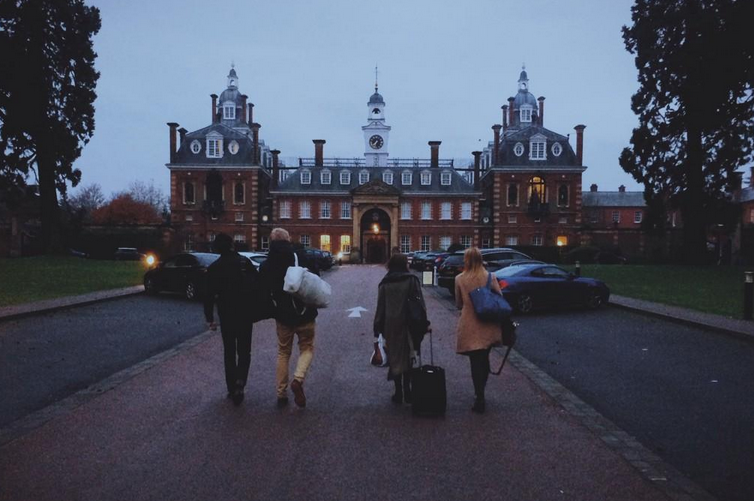 bebornsocial's tweet image. Early start for some of the team, talking social media for schools at @WellingtonUK #WellConference