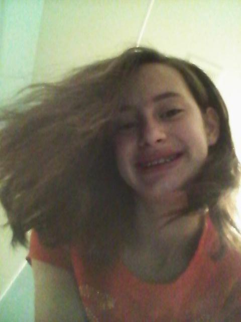 romashka7628's tweet photo. Its 12:31am where i live and i havent slept a wink. http://t.co/n1iD4f2Lxr
