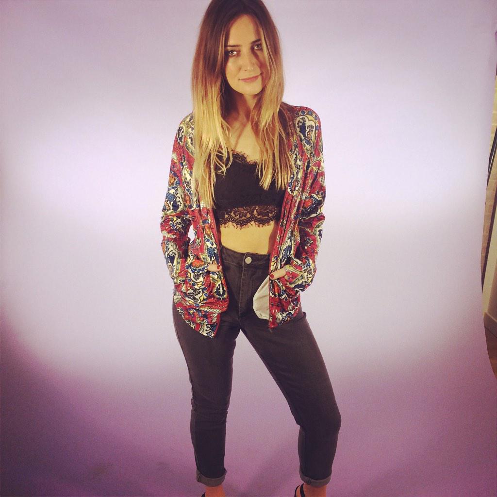 francesca_ny's tweet photo. New episode of #HighStreetEdit for @poseuk with my fave Victorian Lace style looks: http://t.co/XhlPSxty1w http://t.co/EBmb0YfaAS