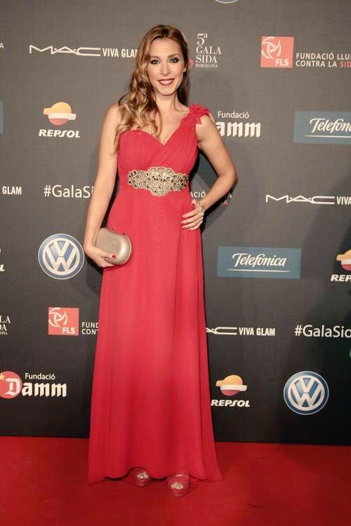 gracias <a href="/AnaTorres_sl/">ANA TORRES</a> por dejarme este fantástico vestido a través de <a href="/ElsaAnka/">Elsa Anka</a>! un placer