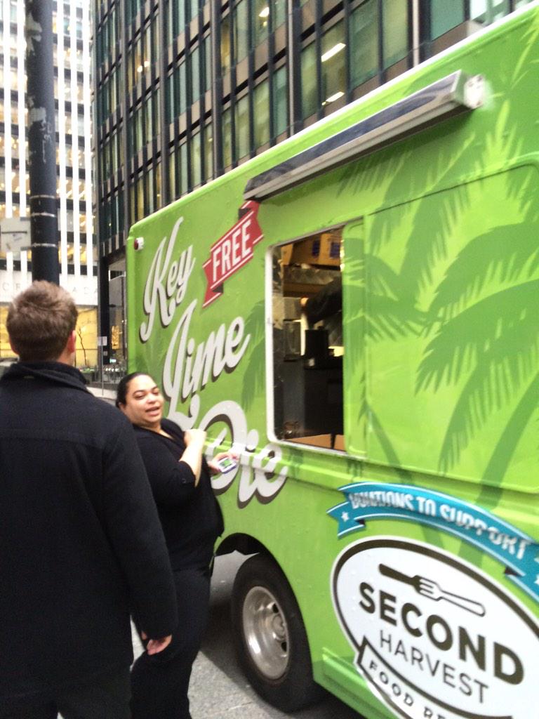 Kari_tweet's tweet photo. Mmm #keylimepie ! Thanks @ftmTO and @FloridaKeys #florida #lma #toronto #FoodTruck @blogTO http://t.co/HbzhJRUCJz